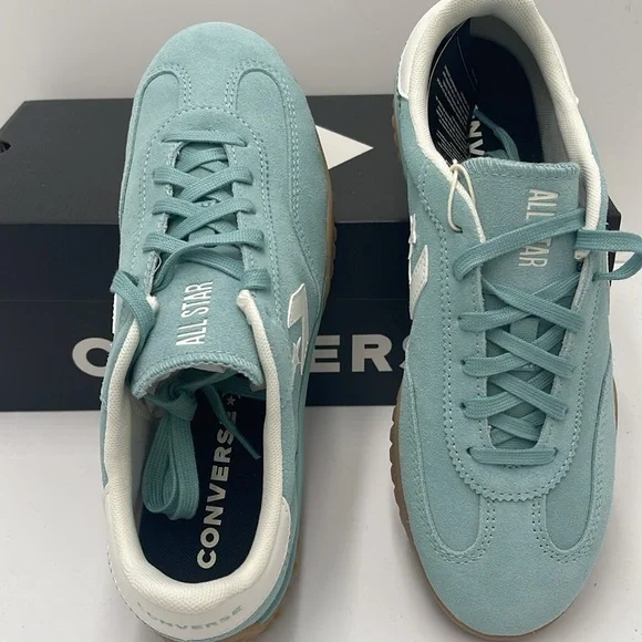 Converse WMNS Sneakers A11505C
RUN STAR TRAINER OX VERNAL POOL/EGRET/LIGHT BROW - Picture 12 of 16